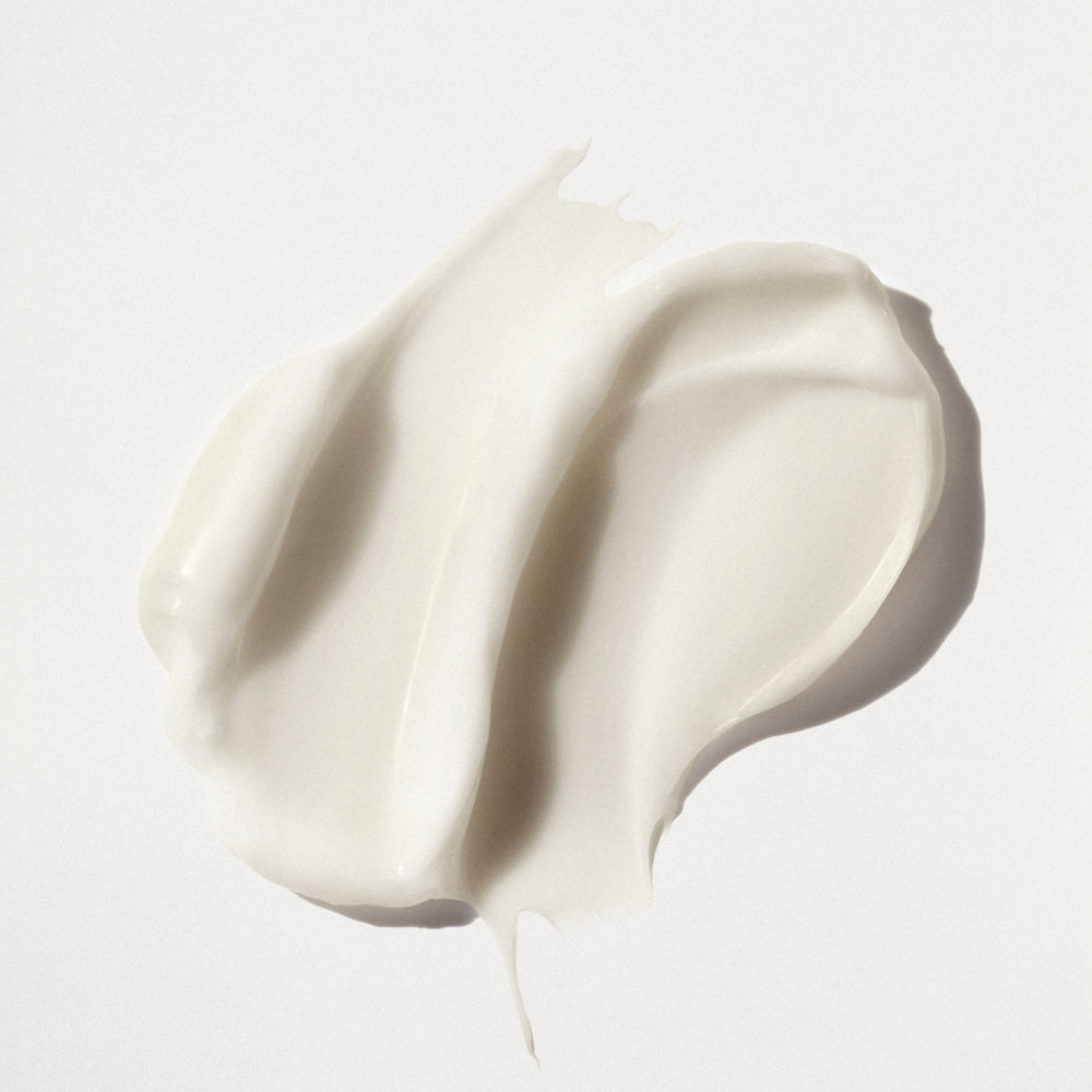 hover 

Un campione bianco, spesso e cremoso di OLAPLEX N°.5CURL Hydrating Curl Conditioner che mostra una texture liscia e ricca su uno sfondo grigio chiaro. - alternate view