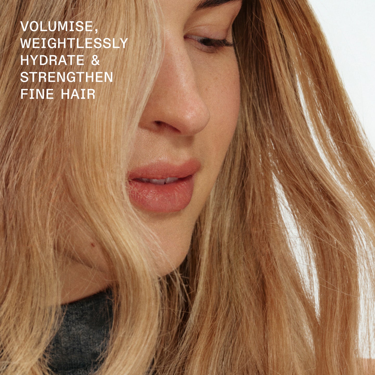 DONA VOLUME, IDRATA SENZA APPESANTIRE E RINFORZA I CAPELLI SOTTILI
