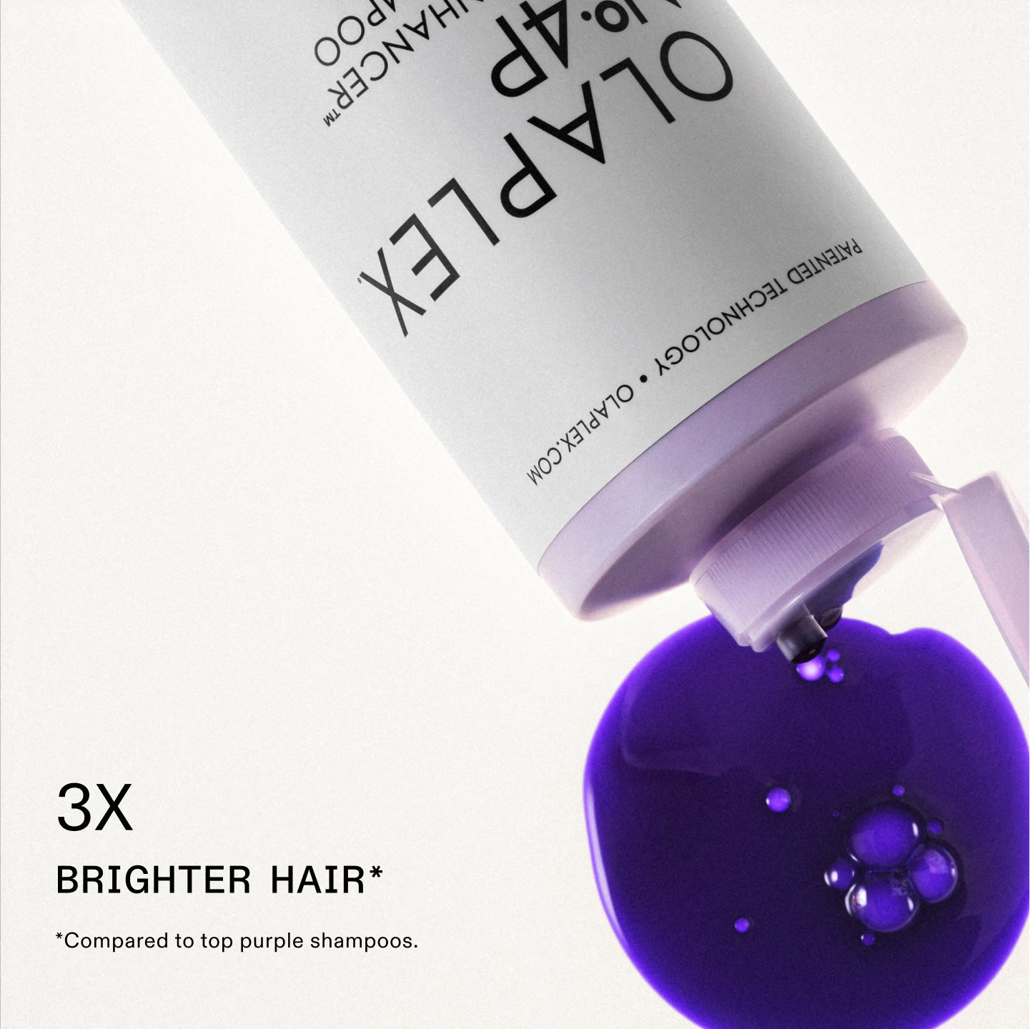 CAPELLI 3 VOLTE PIÙ LUMINOSI* *****Rispetto ai migliori shampoo viola.

Sul flacone è presente anche un testo che recita: OLAPLEX e TECNOLOGIA BREVETTATA • OLAPLEX.COM